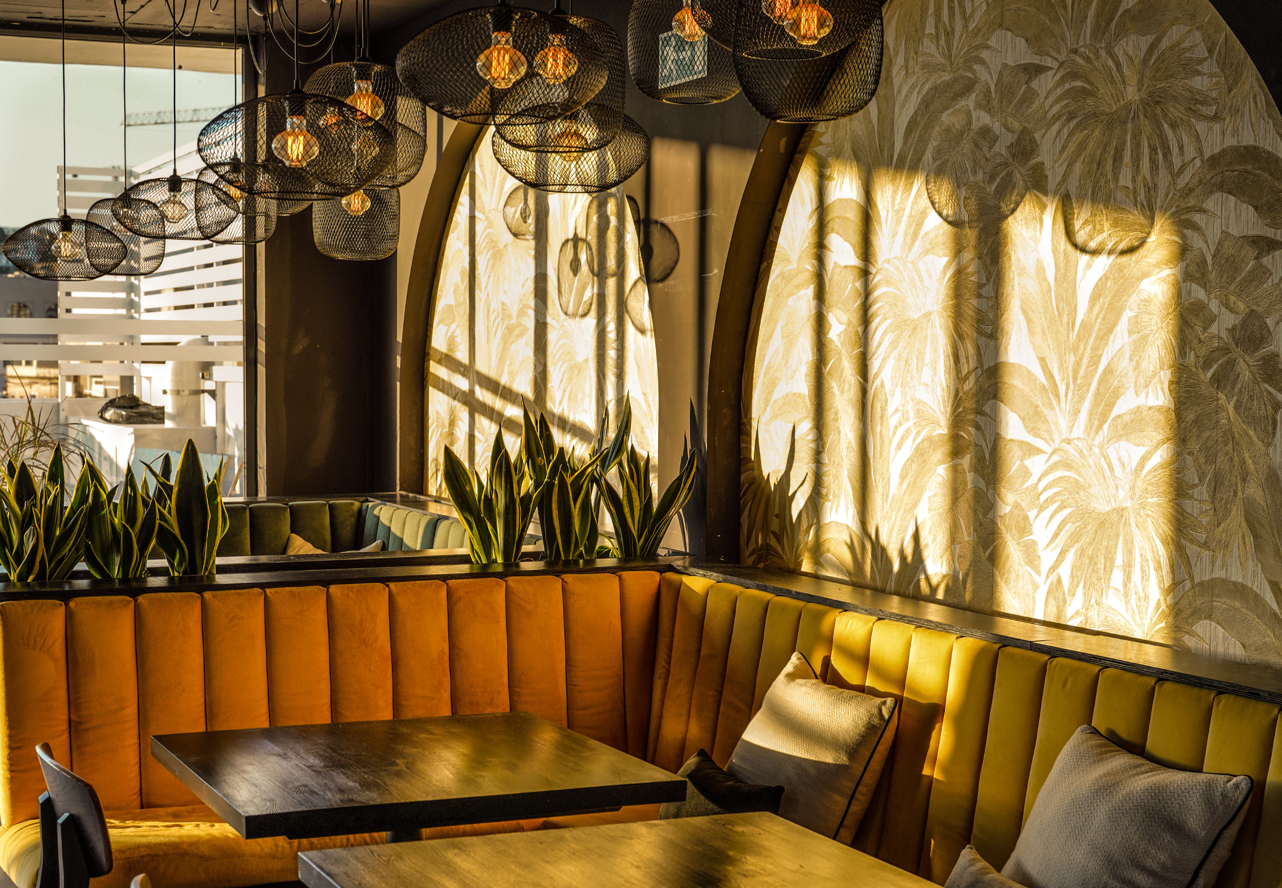 strand-indoor-8